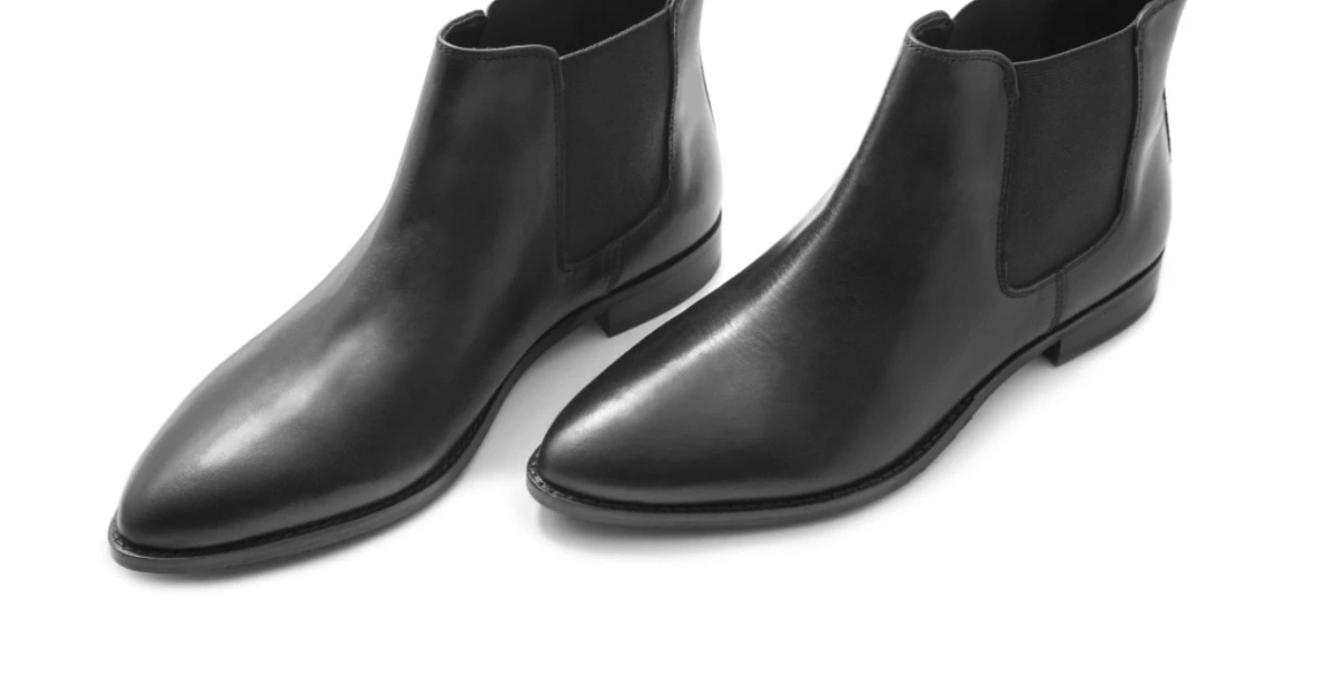 Are Black Chelsea Boots Still Popular?